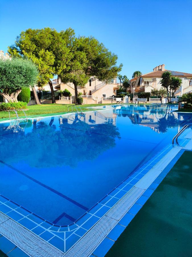 Casa De Buenos Dias Apartment Torrevieja Ngoại thất bức ảnh