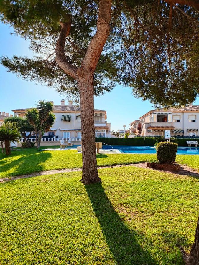 Casa De Buenos Dias Apartment Torrevieja Ngoại thất bức ảnh