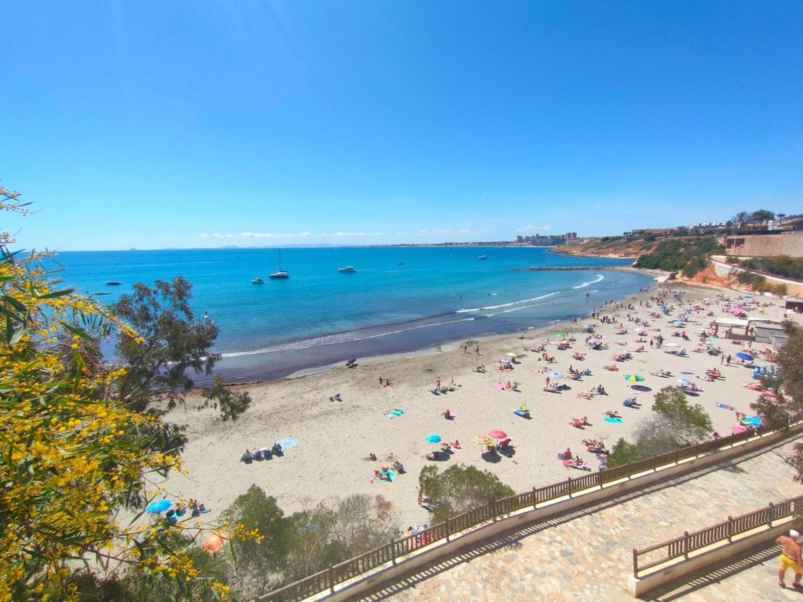Casa De Buenos Dias Apartment Torrevieja Ngoại thất bức ảnh